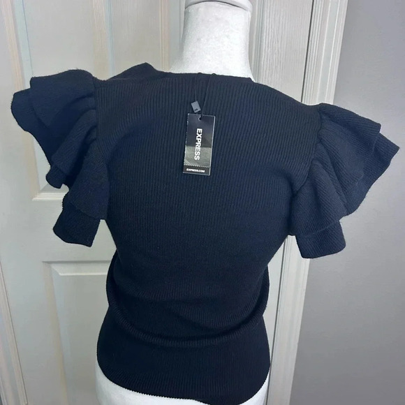 🖤”Express” NWT Black Short w/ Ruffled Cap Sleeve Sweater Size M🖤 - Picture 4 of 10